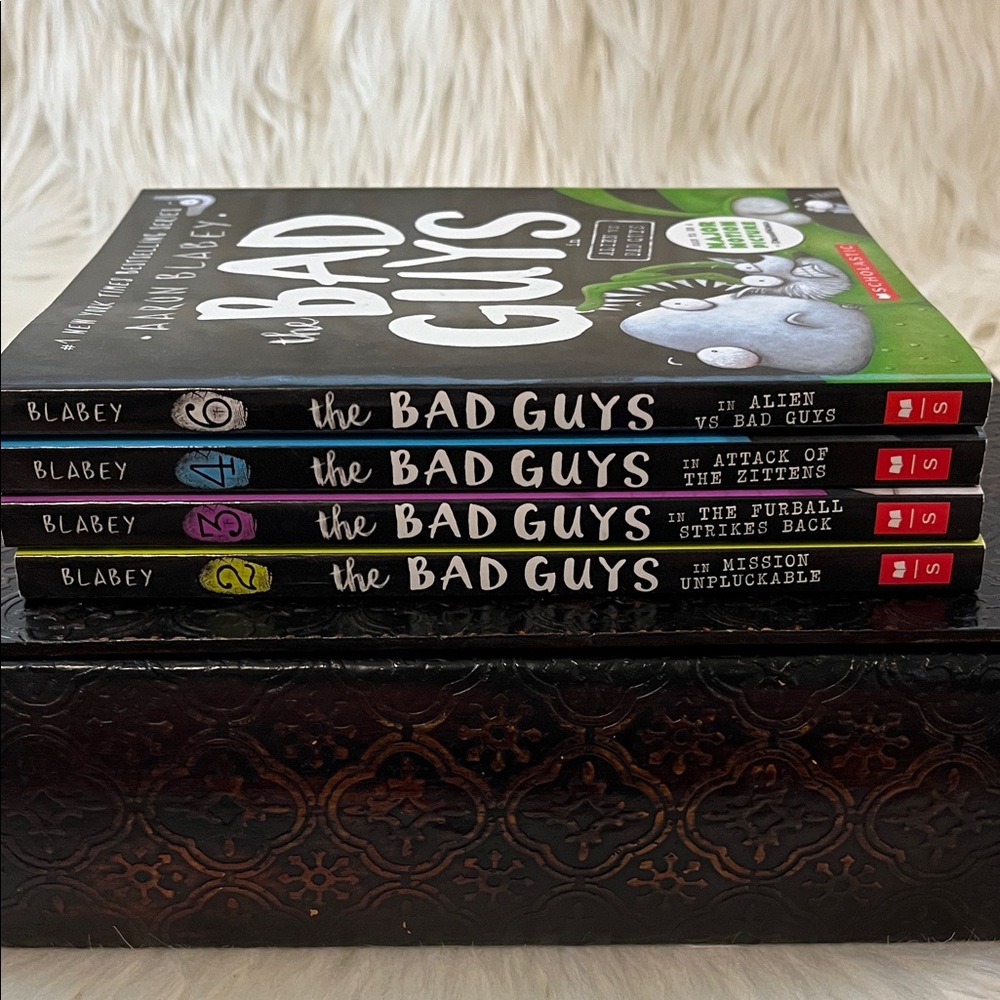 The Bad Guys Books (4pc) : Scholastic Books